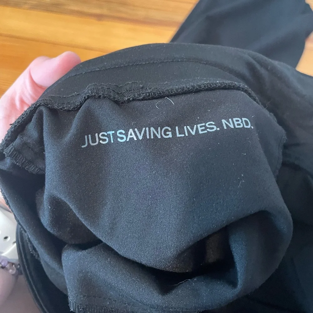 Figs Black Women's Pants - Picture 4 of 6